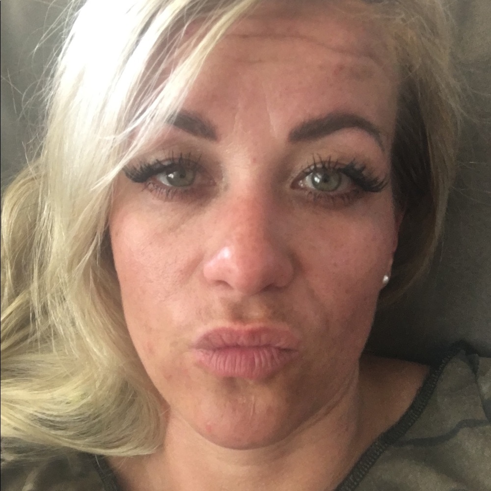 Meet your Posher, Annina